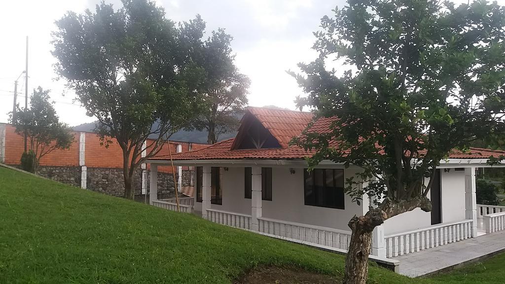Hostal Don Bernardo Santa Rosa de Cabal Ngoại thất bức ảnh
