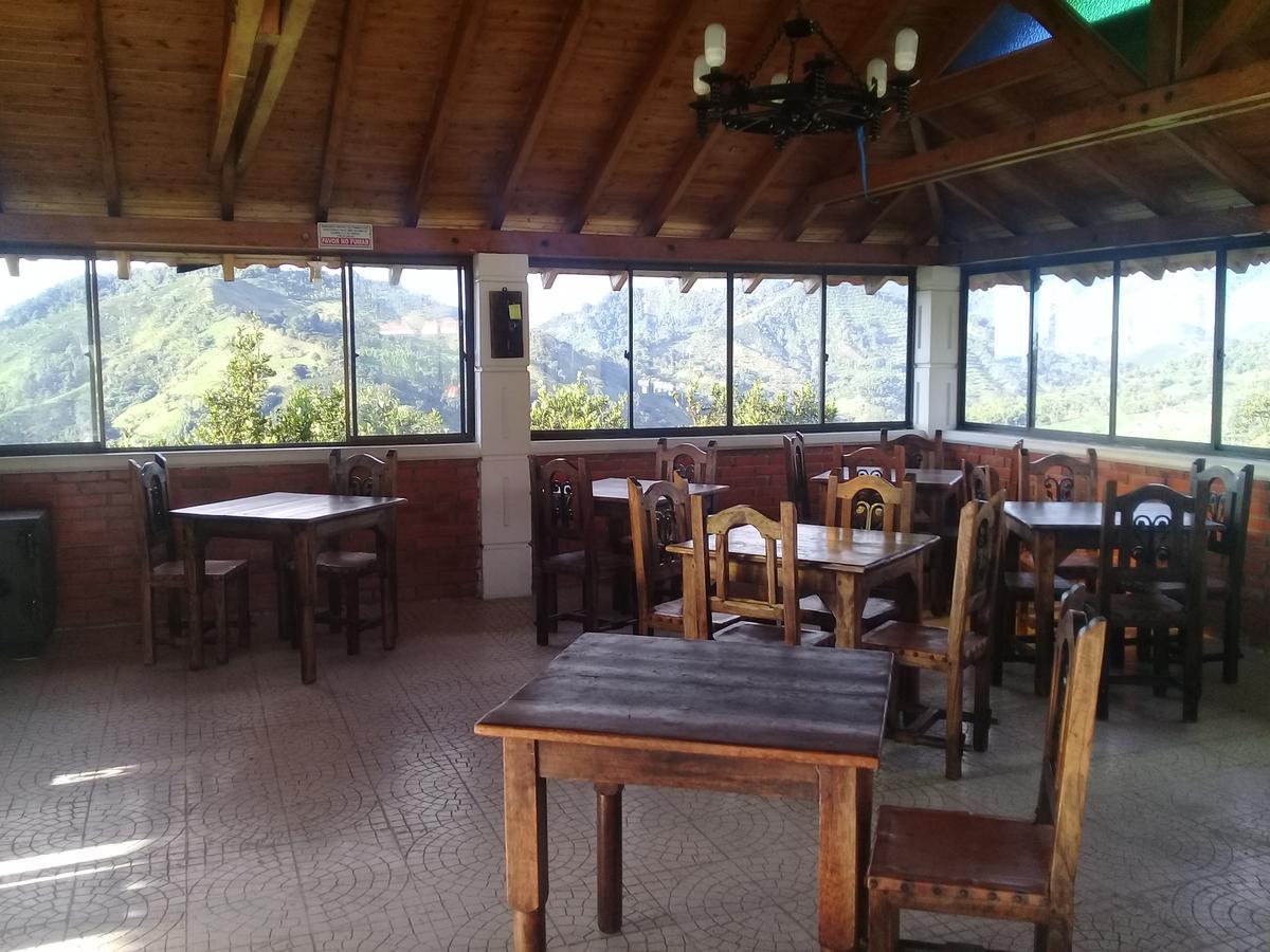 Hostal Don Bernardo Santa Rosa de Cabal Ngoại thất bức ảnh